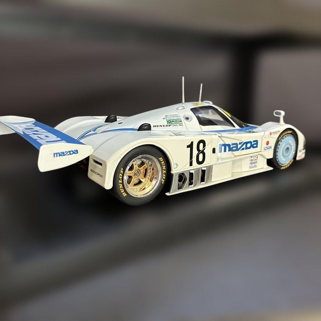 021 マツダ Mazda 787B ルマン18号車 1/18スケール ミニカー
