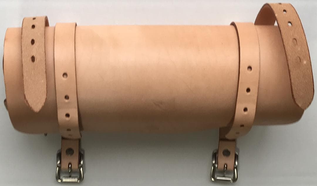 イージーライダース レザーツールバッグ(ラウンドタイプ)