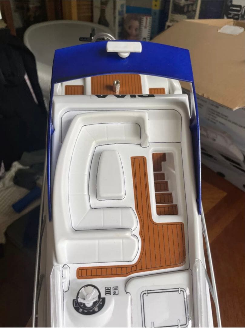 京商 マジェスティ600 ラジコンボート