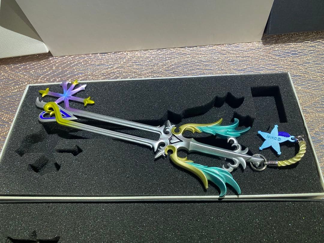 キングダムハーツ　ディズニーアンバサダーホテル　キーブレード　ルームキー