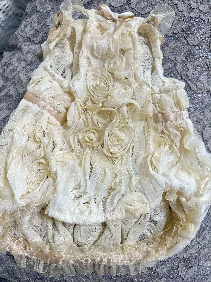 イタリアブランド　for pets only 花びらのドレス