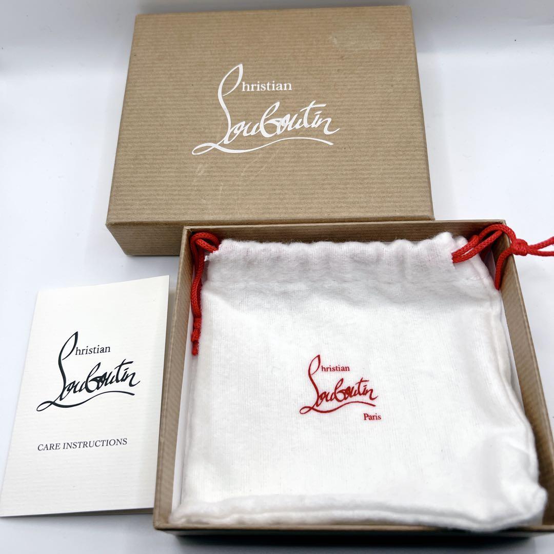 ✨箱付き✨　クリスチャンルブタン スタッズ 二つ折り財布 黒 レッド