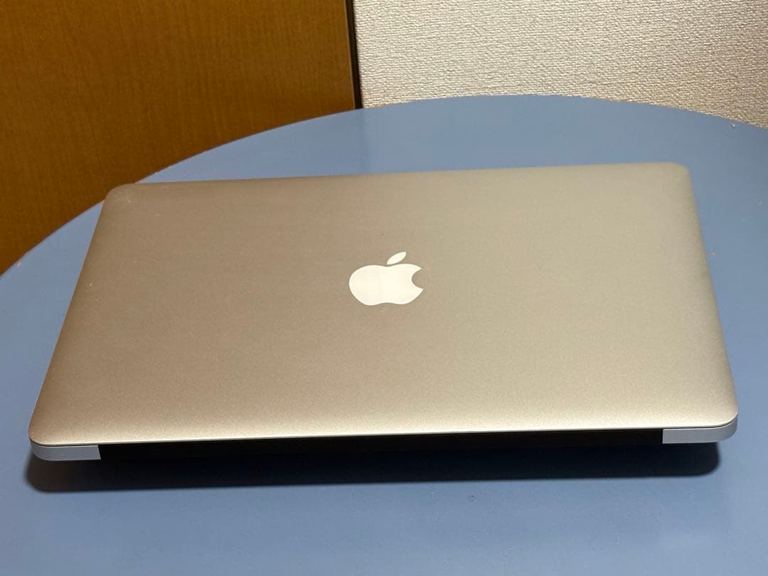 Apple MacBook Air 13インチ/8GB/256GB/良品