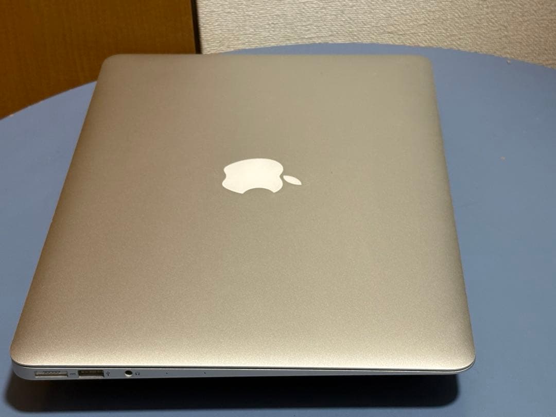 Apple MacBook Air 13インチ/8GB/256GB/良品