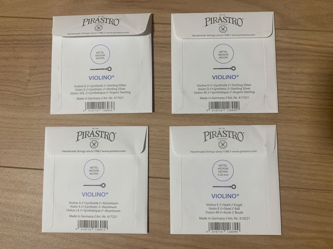 ドイツ　新品　4/4 バイオリン弦　セット　Violino Pirastro