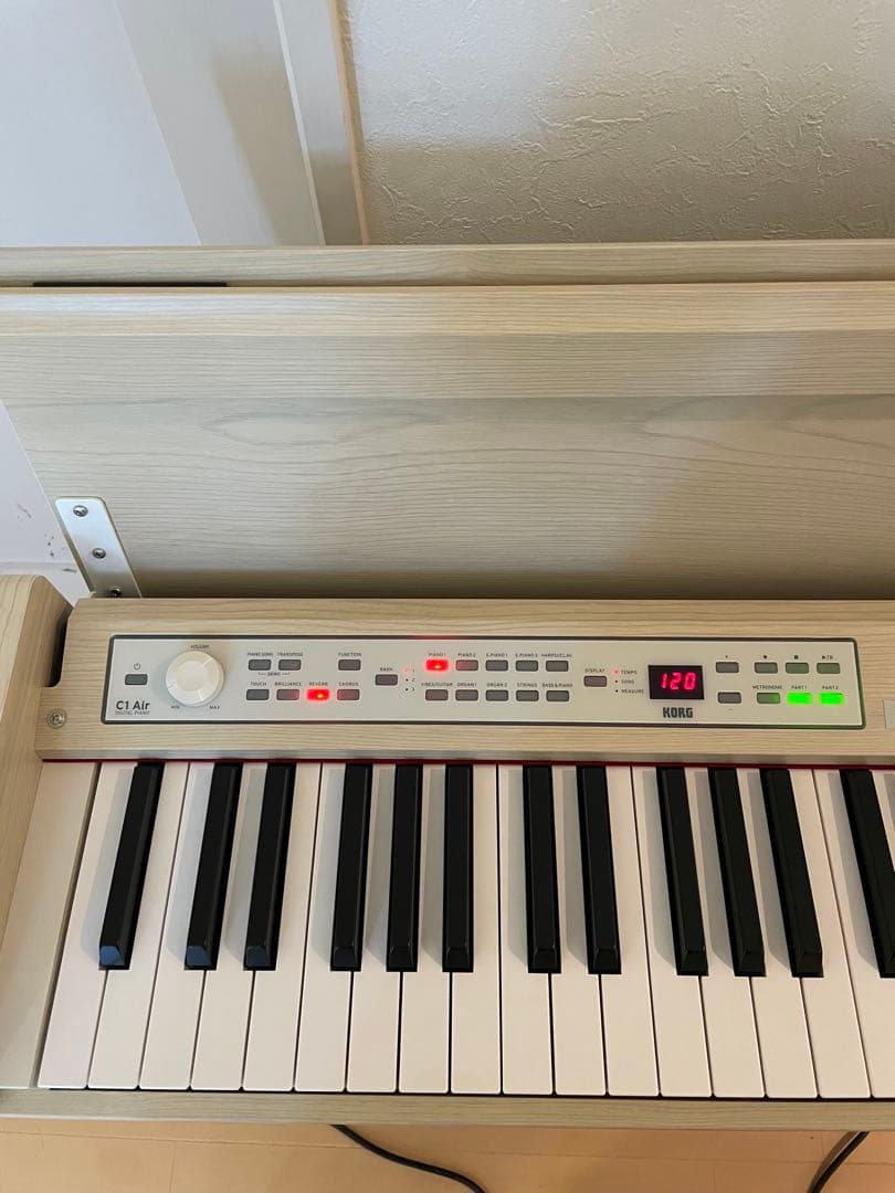 【極美品】KORG　C1 Air 2018年製　ホワイトアッシュ　電子ピアノ