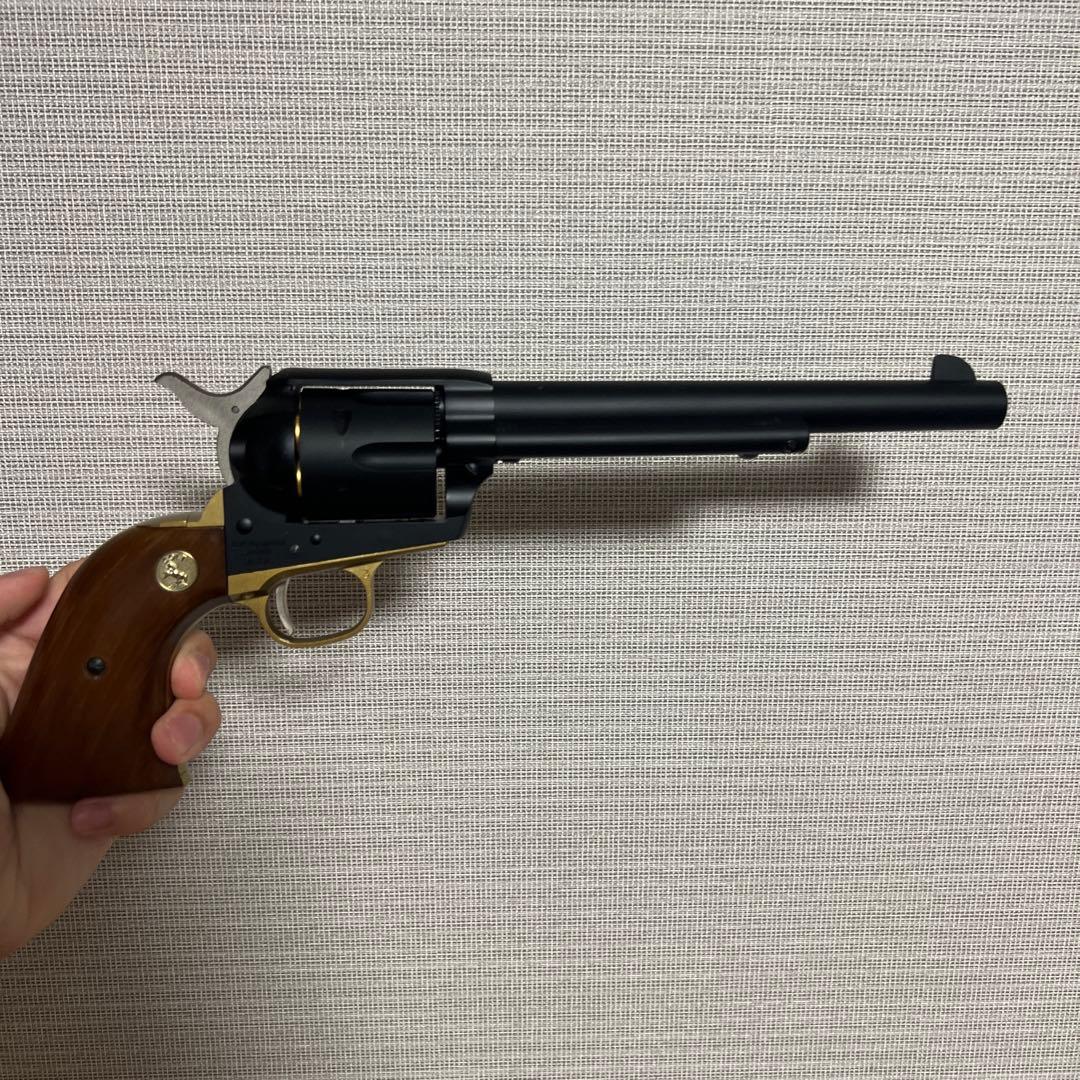 TOKYO MARUI リボルバー 黒/金