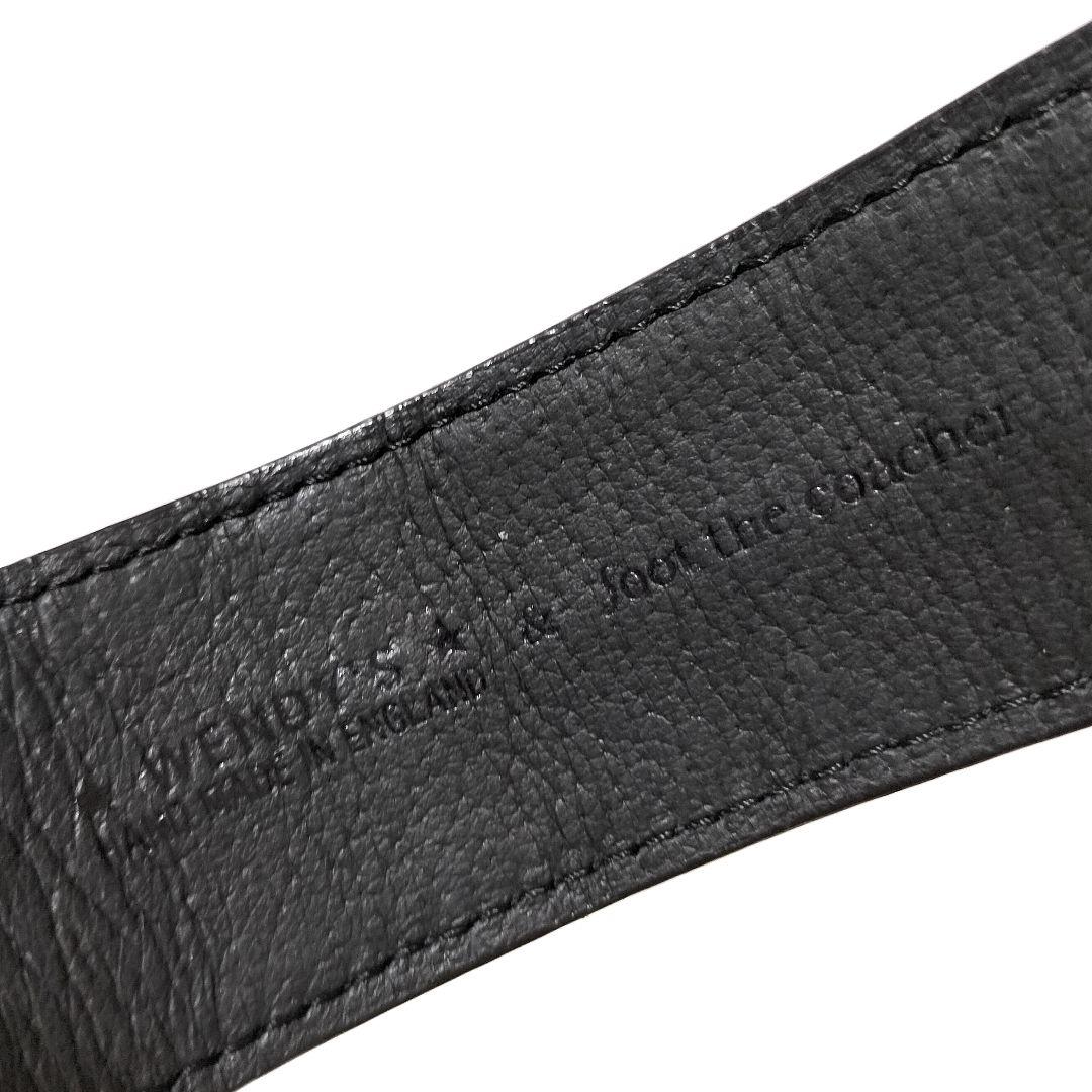 新品◆WENDY'S & フットザコーチャー イギリス製 スタッズリストバンド