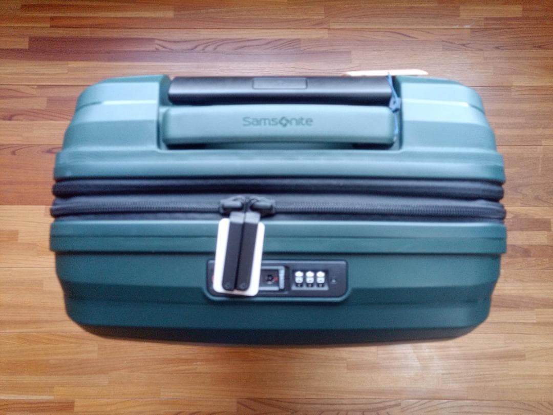 samsonite octolite neo スーツケース Sサイズグリーン