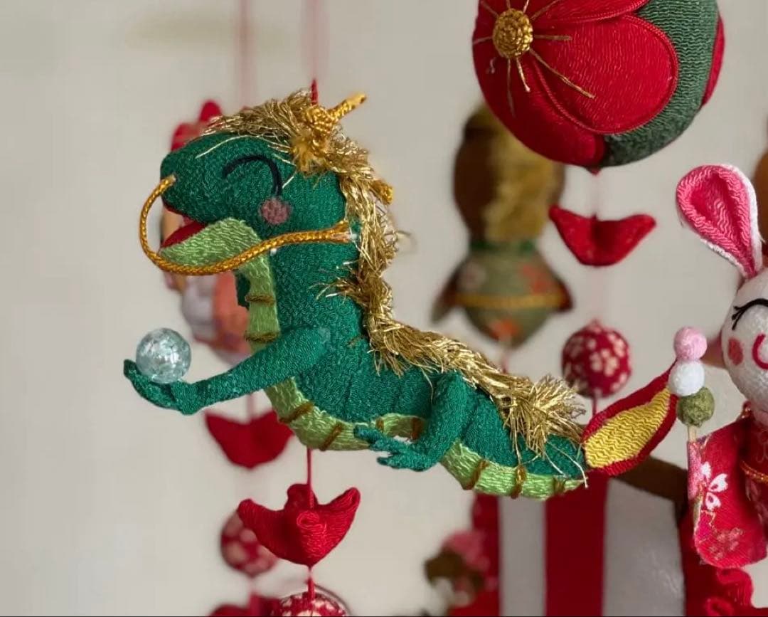 十二支の吊るし雛(木目込みまり　梅)