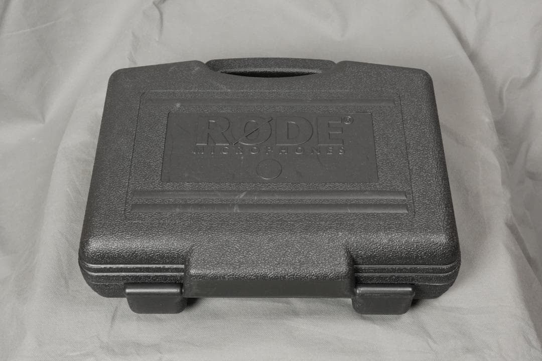 RØDE NT4コンデンサーマイク ハードケース付き