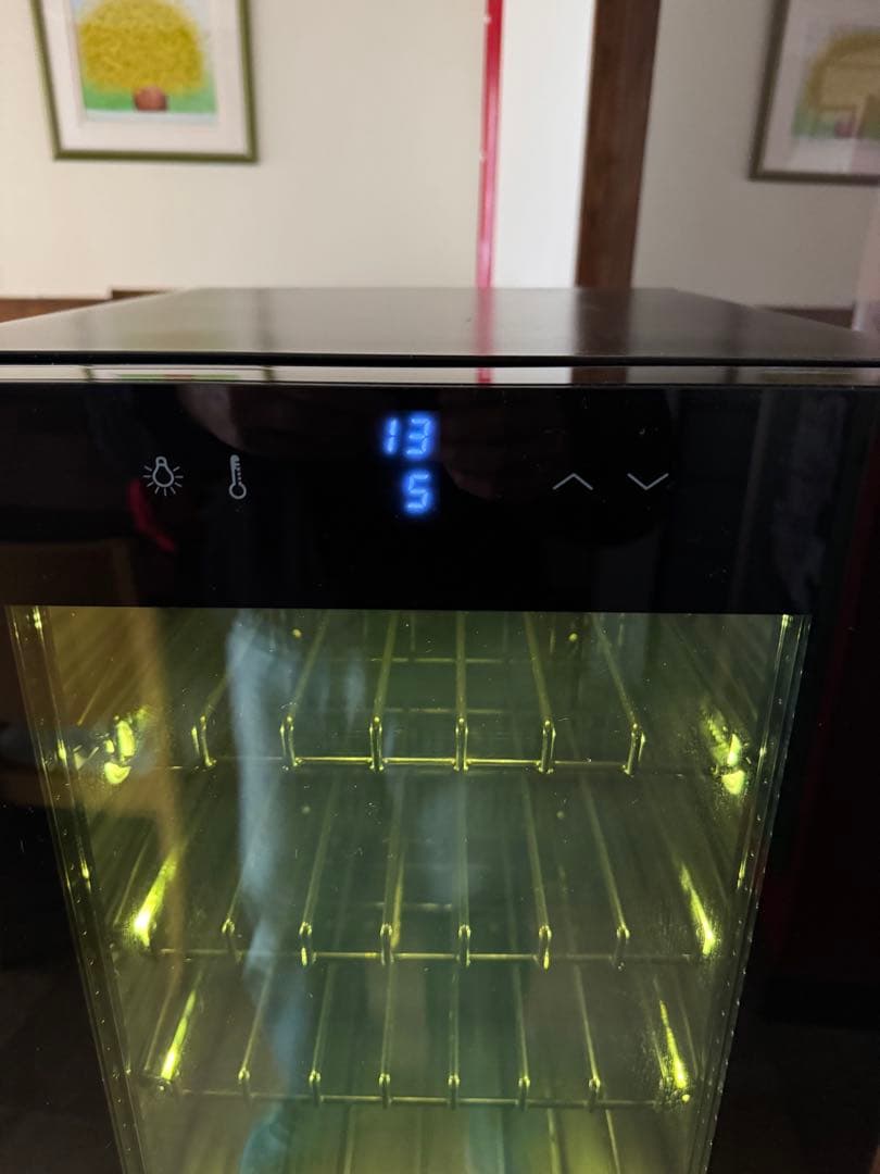 【美品ワインセラー】上下2室個別温度設定フォルスタージャパFJN-105G BK