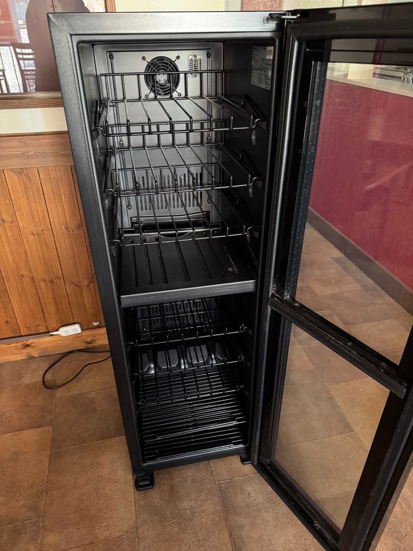 【美品ワインセラー】上下2室個別温度設定フォルスタージャパFJN-105G BK