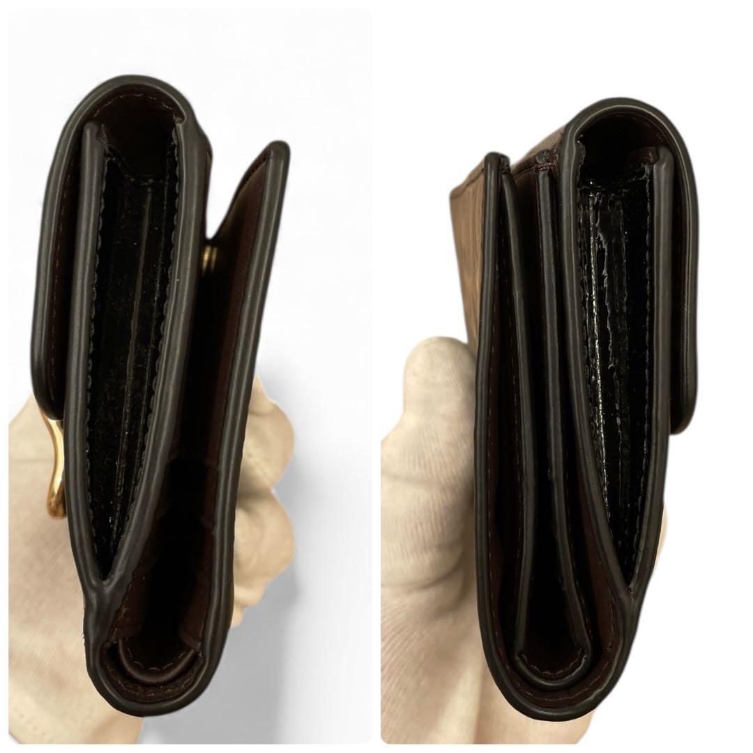 【未使用級】COACH 二つ折り財布 パテントレザー シグネチャー ブラック 黒