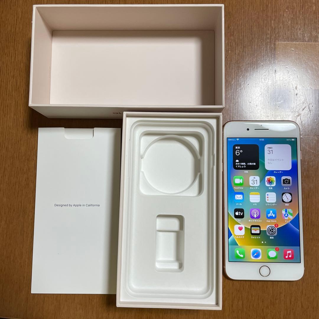 美品　iPhone8プラス 箱付き