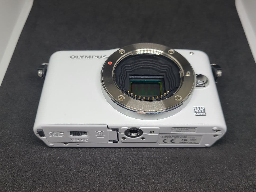 OLYMPUS PEN mini E-PM1 レンズキット