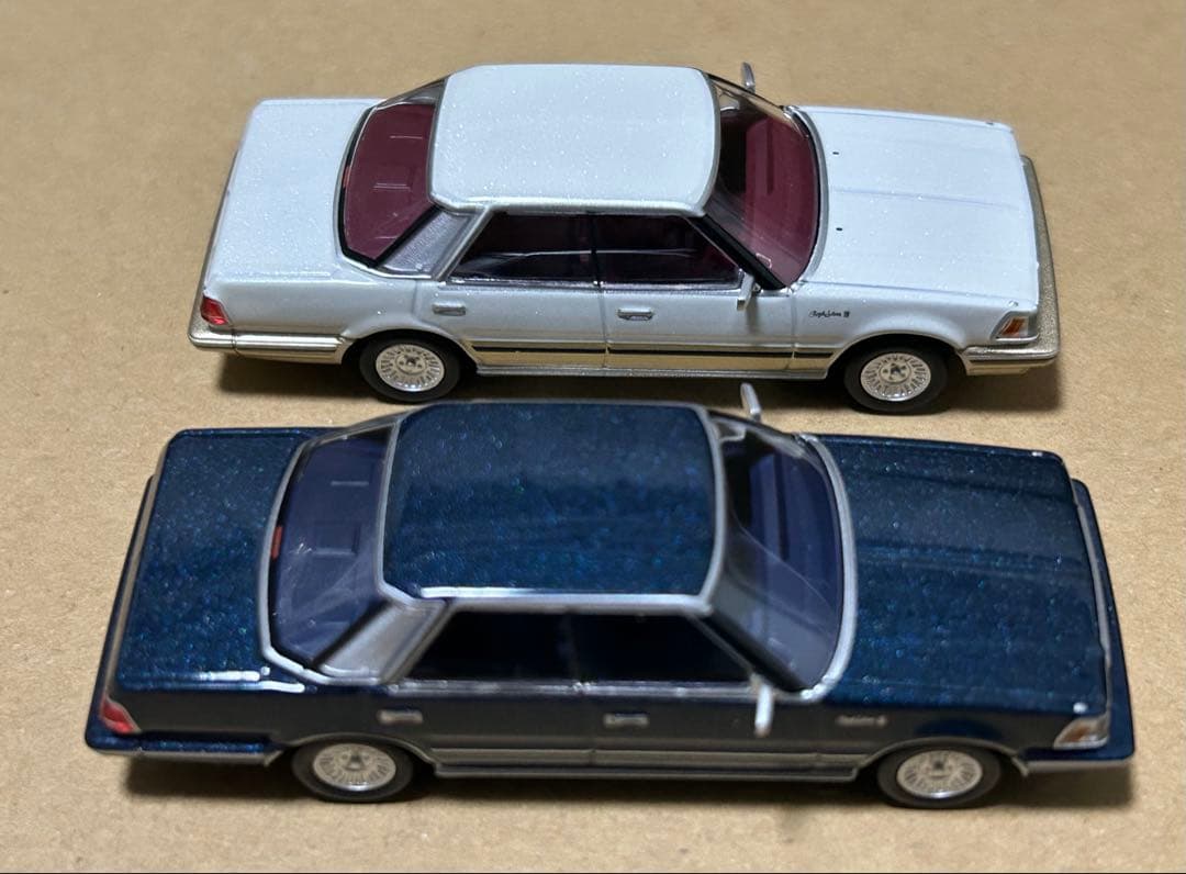 トミカリミテッドヴィンテージネオ トヨタ クラウン ハードトップ 2台セット