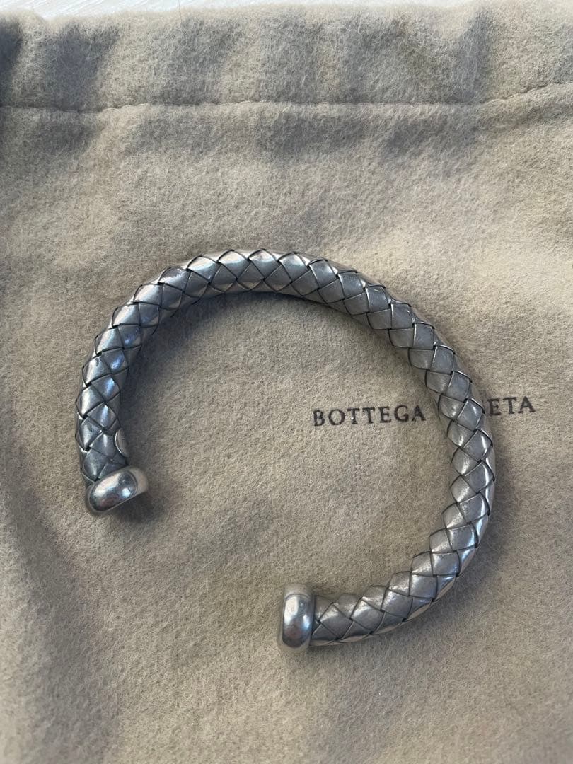 値下！　ボッテガヴェネタ　　イントレチャートAg925 バングル