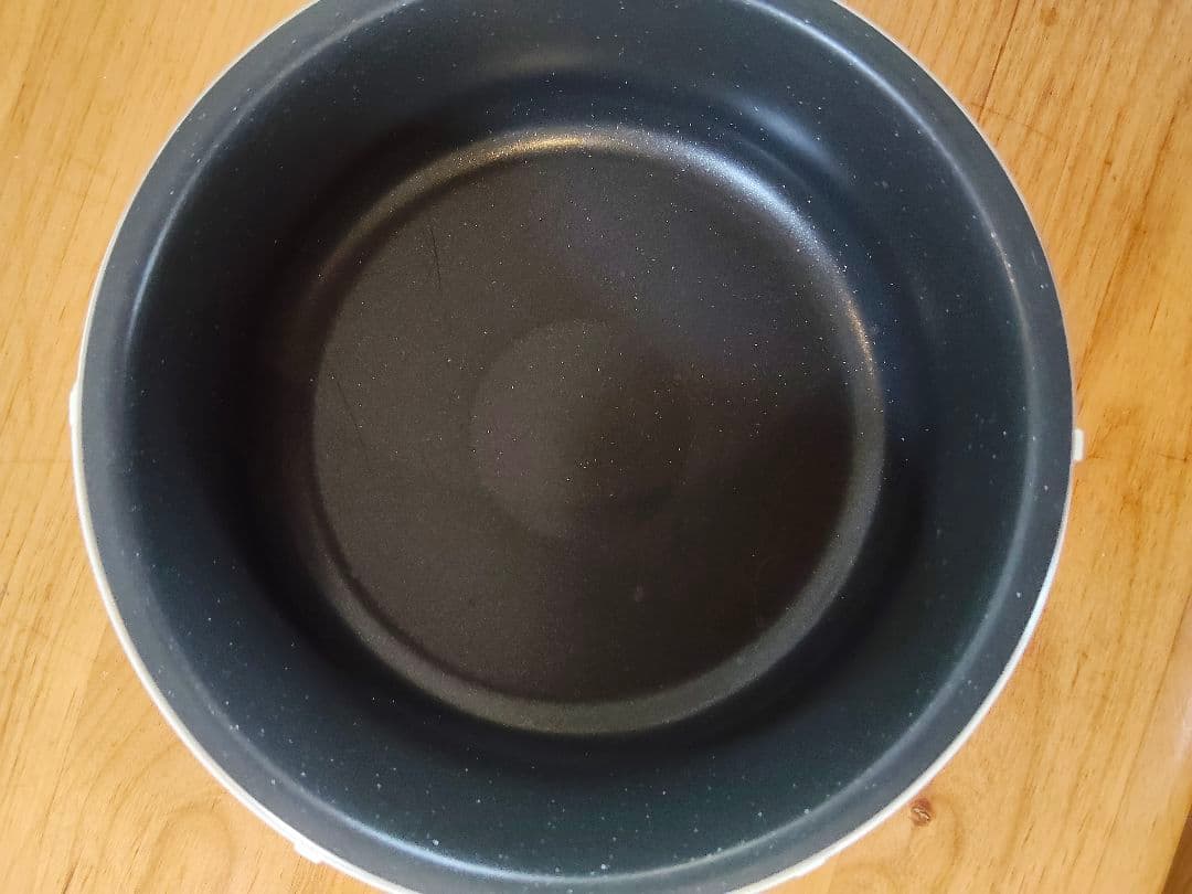 Panasonicパナソニック IH炊飯器 SR-AX1-W