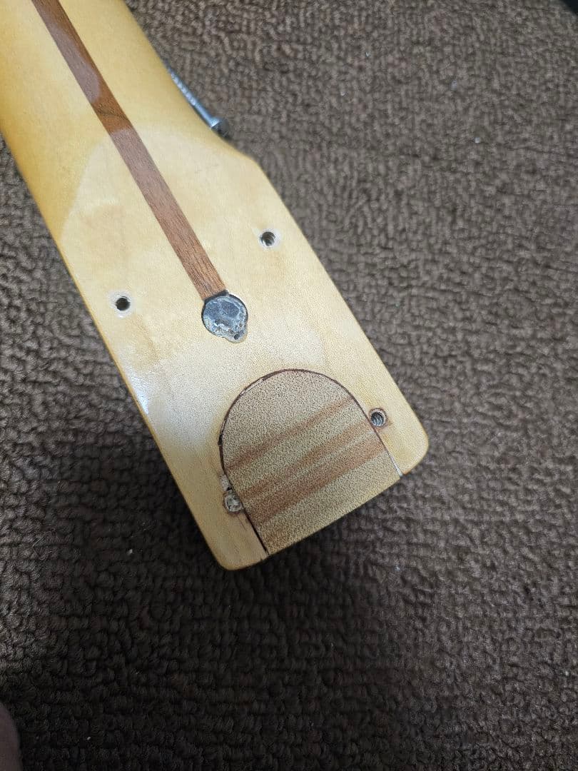 ストラトタイプ　ハードレリック仕様　コンポーネントギター