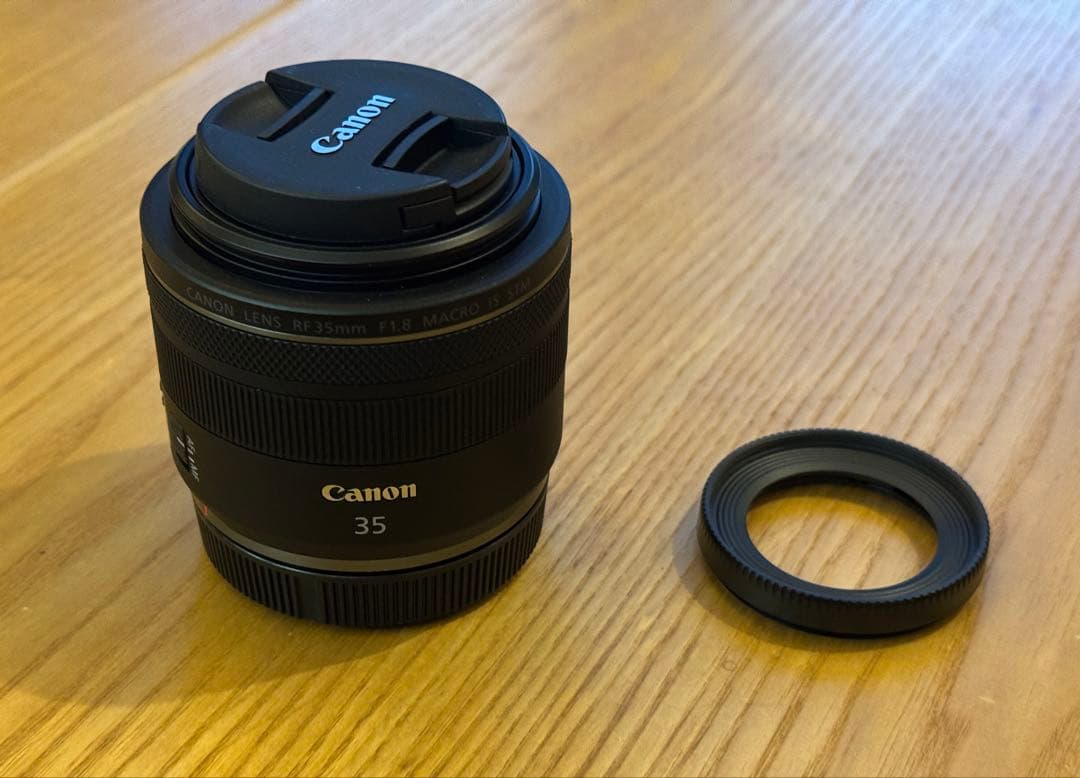 Canon RF 35mm F1.8 MACRO IS STM フード付