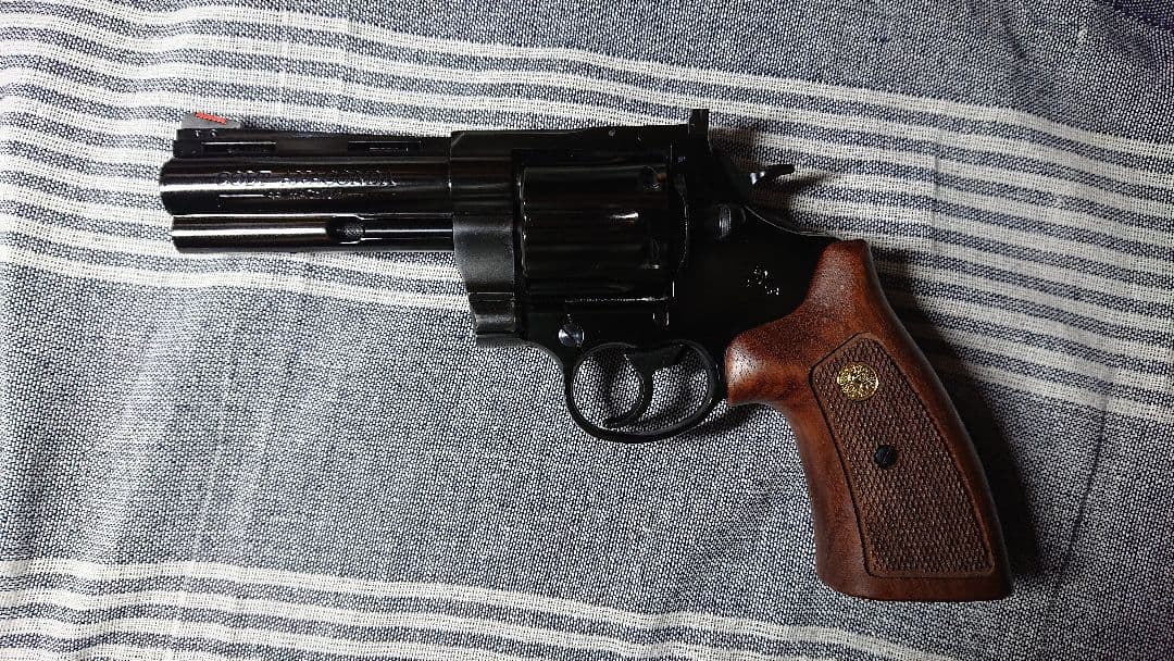 マルシン コルト アナコンダ WディープブラックABS 4インチ