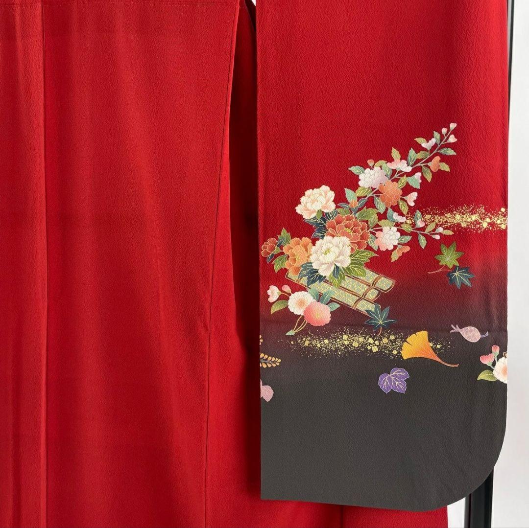 【美品】【振袖フルセット】花筏 箔散らし 金糸 刺繍 赤 正絹