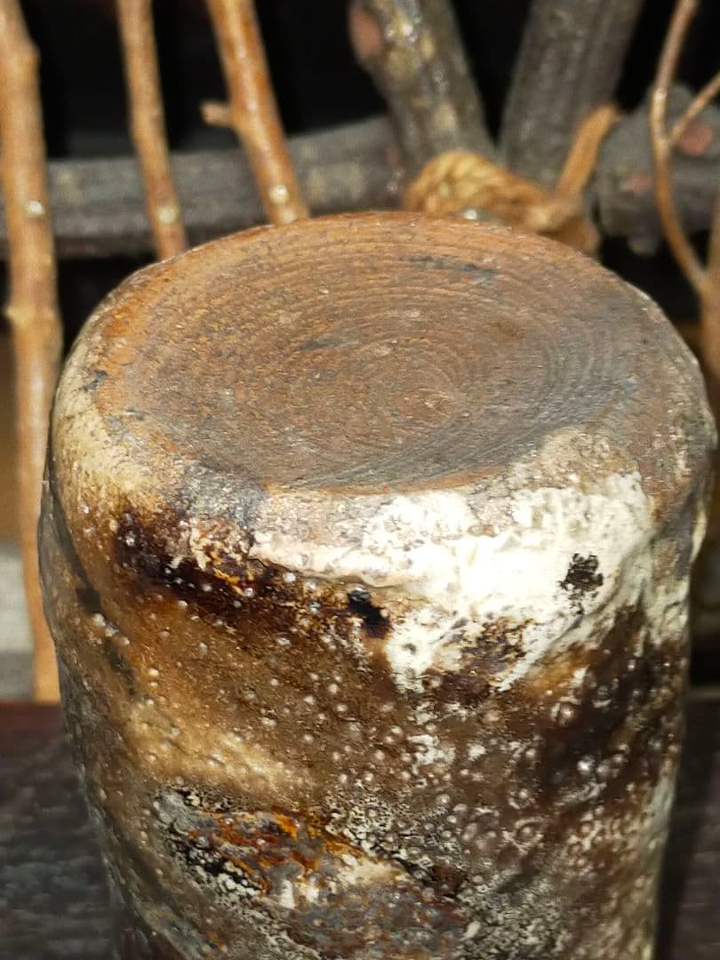 ♥小さな　美濃焼　志野　花器　花瓶　一輪挿し　茶入れ　骨董品