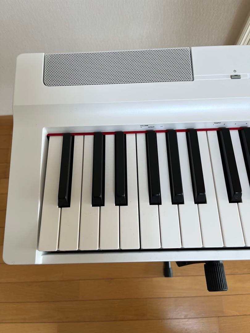 引き取り限定　YAMAHA88鍵 ホワイト電子ピアノ　Pー125 美品