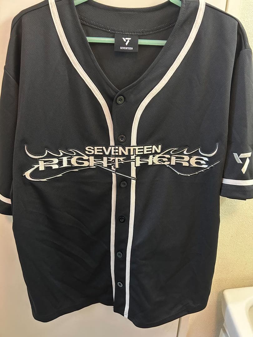 SEVENTEEN セブチ ジョンハン ユニフォームシャツ