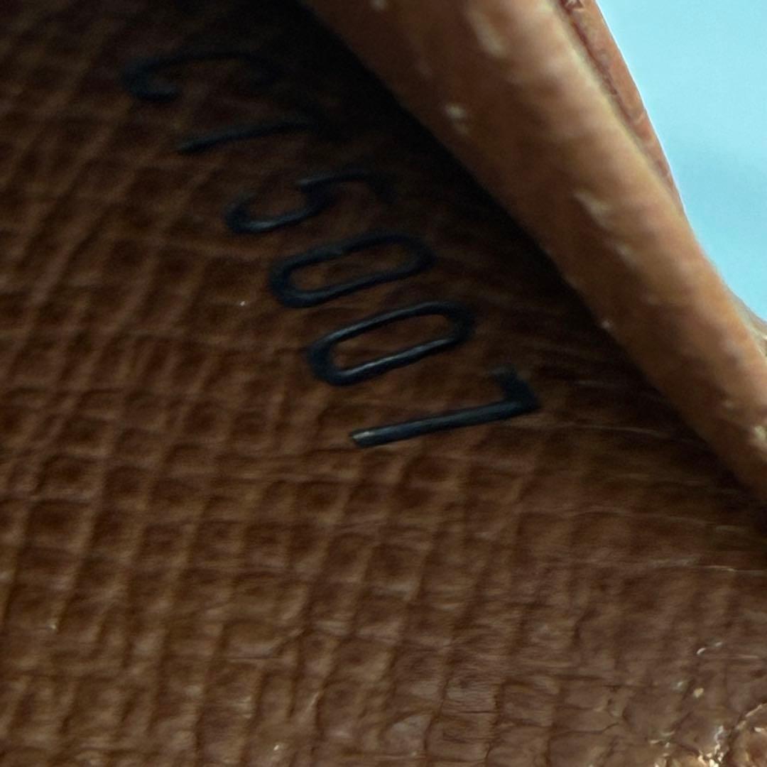 美品　50 LOUIS VUITTON ルイヴィトン　モノグラム　二つ折りul7