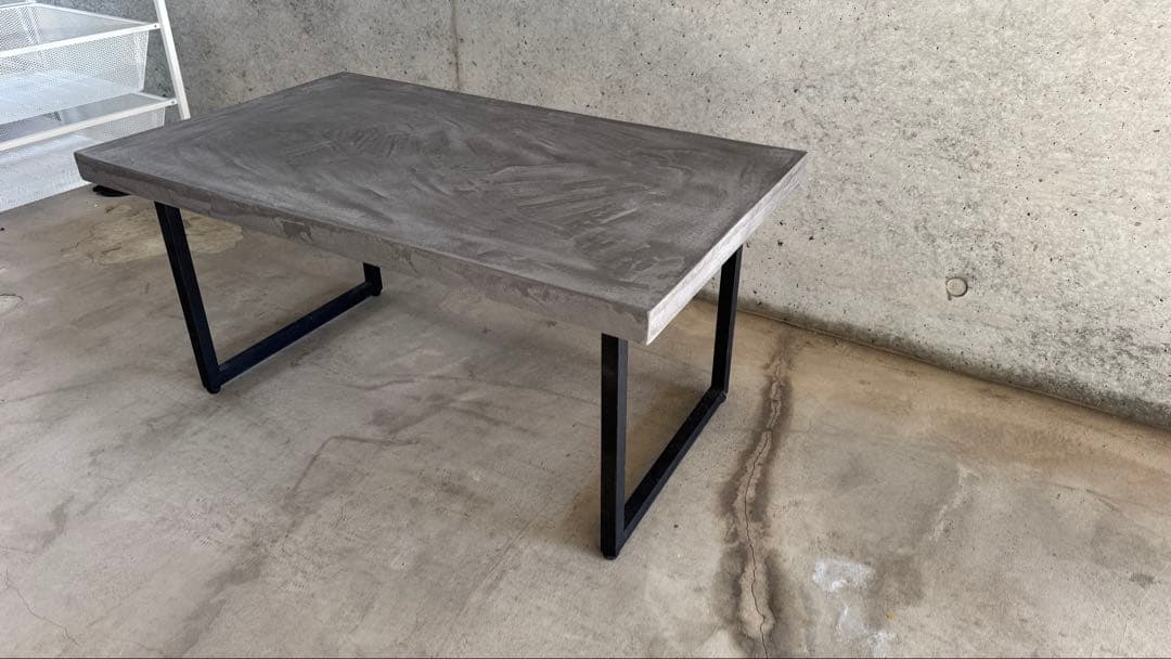 コンクリカグ　モールテックス　ローテーブル