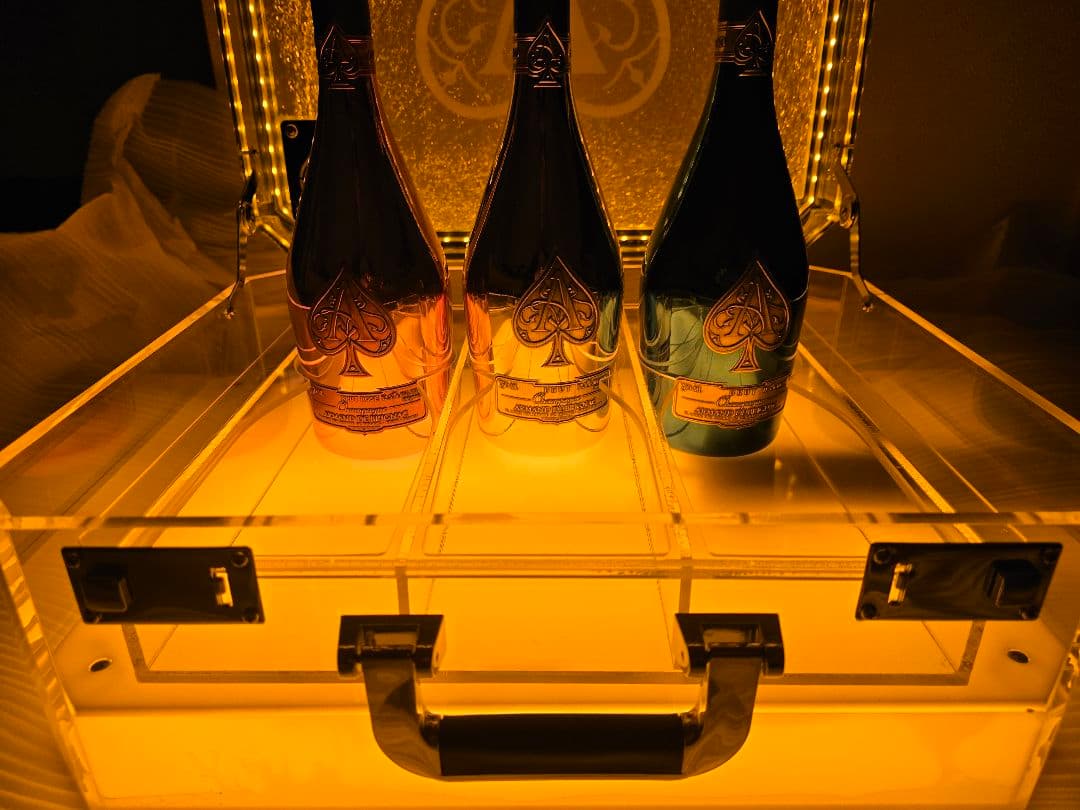 アルマンド 信号機 最新 アタッシュケース LED