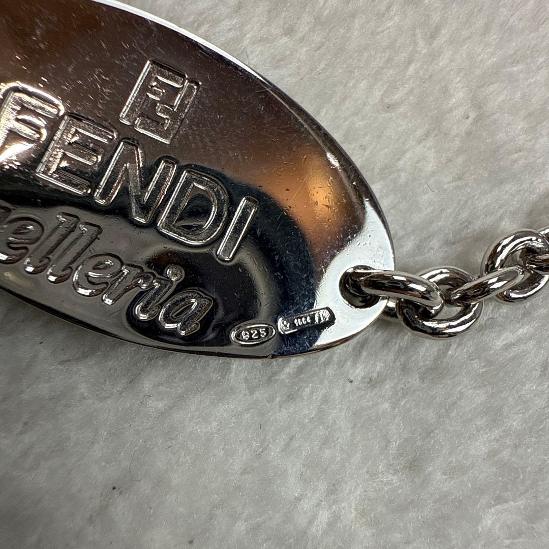 フェンディ ブレスレット セレリア ロゴ プレート シルバー　美品