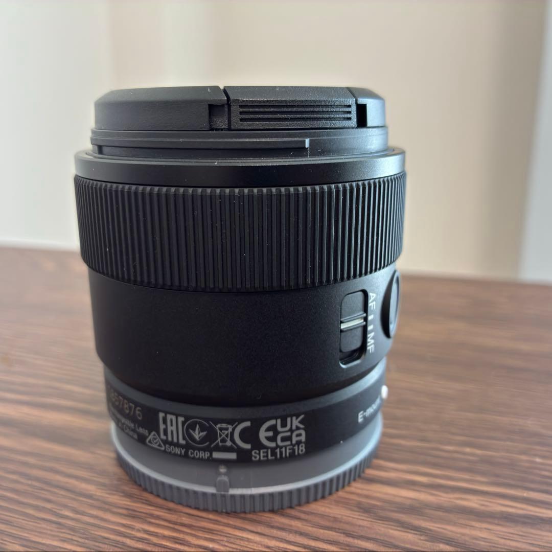 Sony E 11mm f1.8 SEL11F18 美品