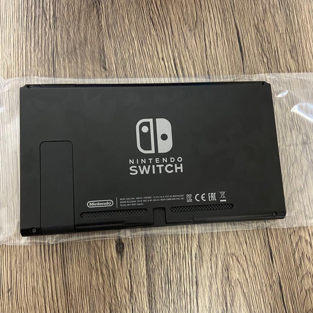 即日発送　Nintendo Switch レッツゴーピカチュウエディション　本体