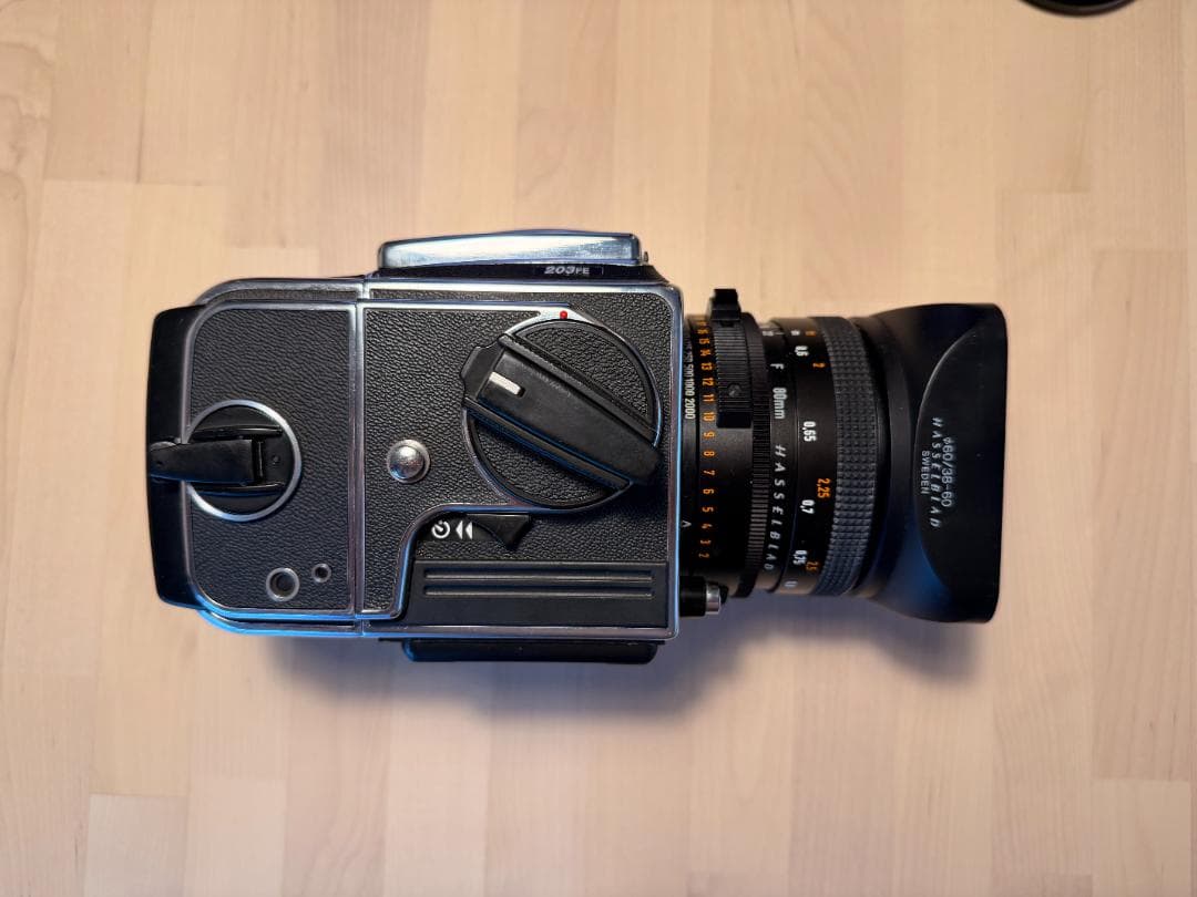 【希少未改造】Hasselblad 203FE+80mm FE+E12CCセット