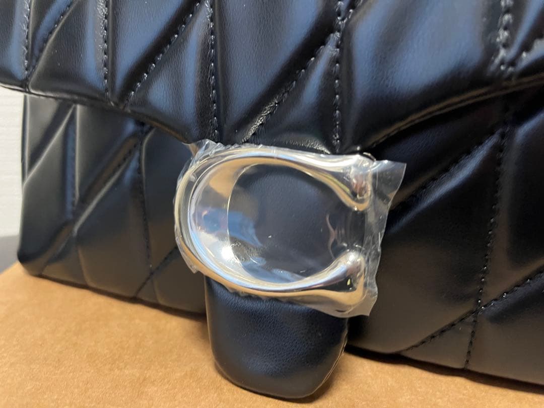 【新品】COACH タビー ショルダー バッグ 26・キルティング　シルバー