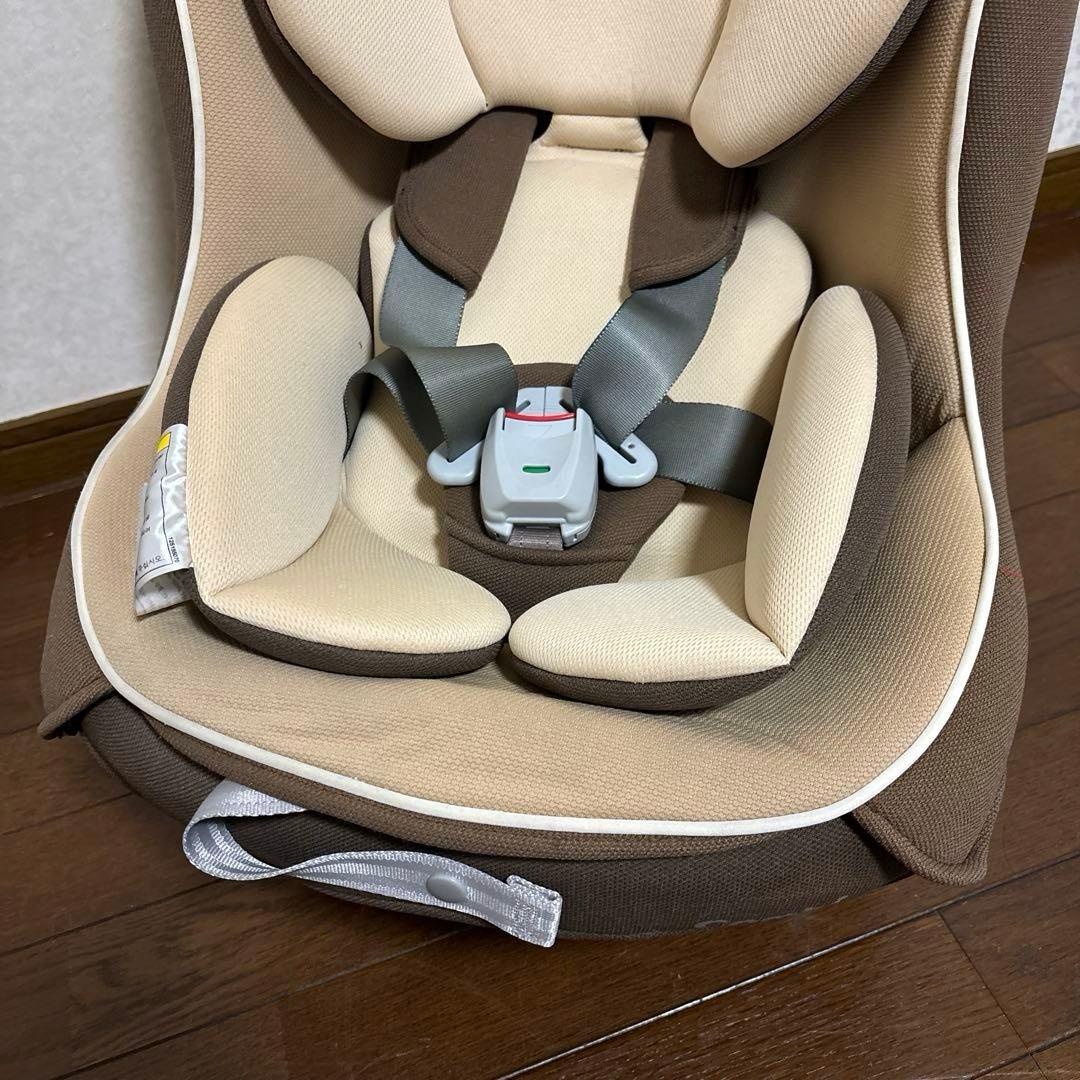 【美品】Combi コンビ コッコロ ヘーゼルナッツ 新生児OK