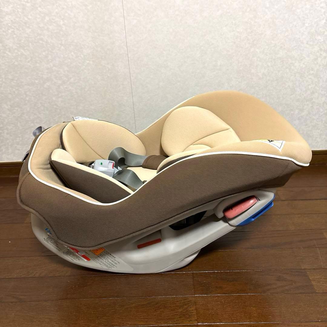 【美品】Combi コンビ コッコロ ヘーゼルナッツ 新生児OK