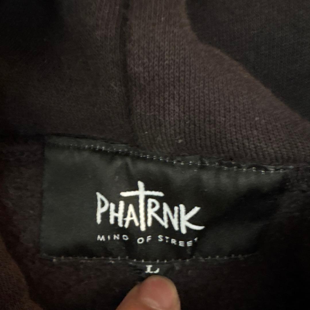 最終値下げ完売品✨️正規品✨️ファットランク ラインストーンロゴパーカー