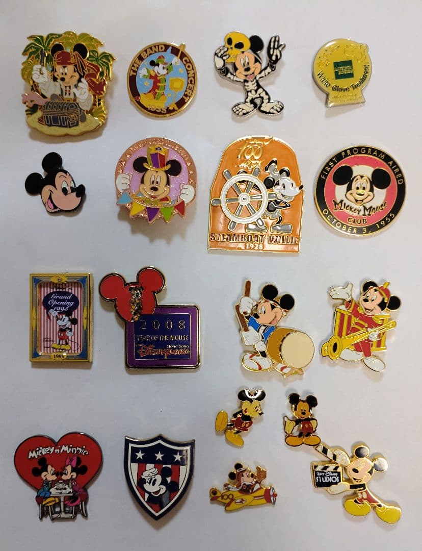 ミッキーマウス ピンバッジ コレクション