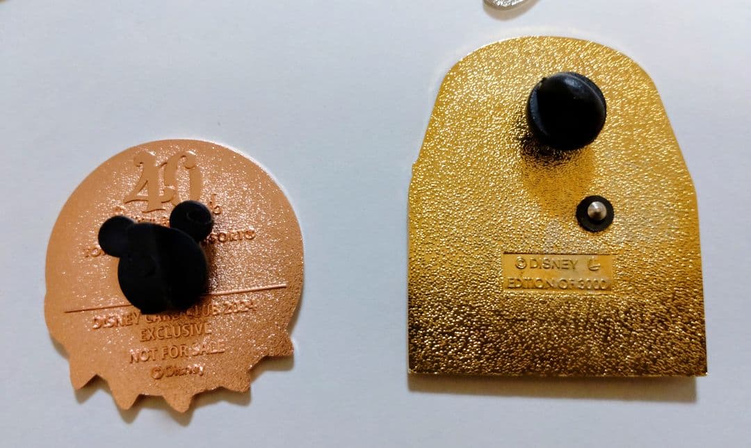 ミッキーマウス ピンバッジ コレクション