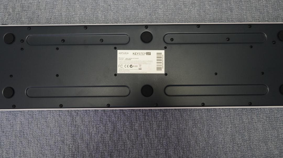 ARTURIA Keystep 37 MIDIコントローラー