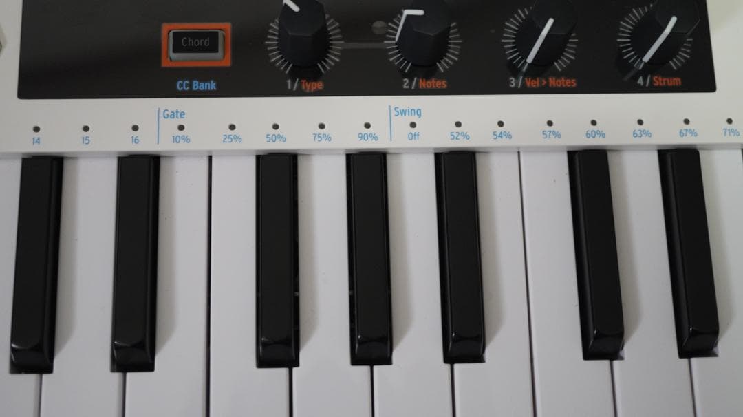 ARTURIA Keystep 37 MIDIコントローラー