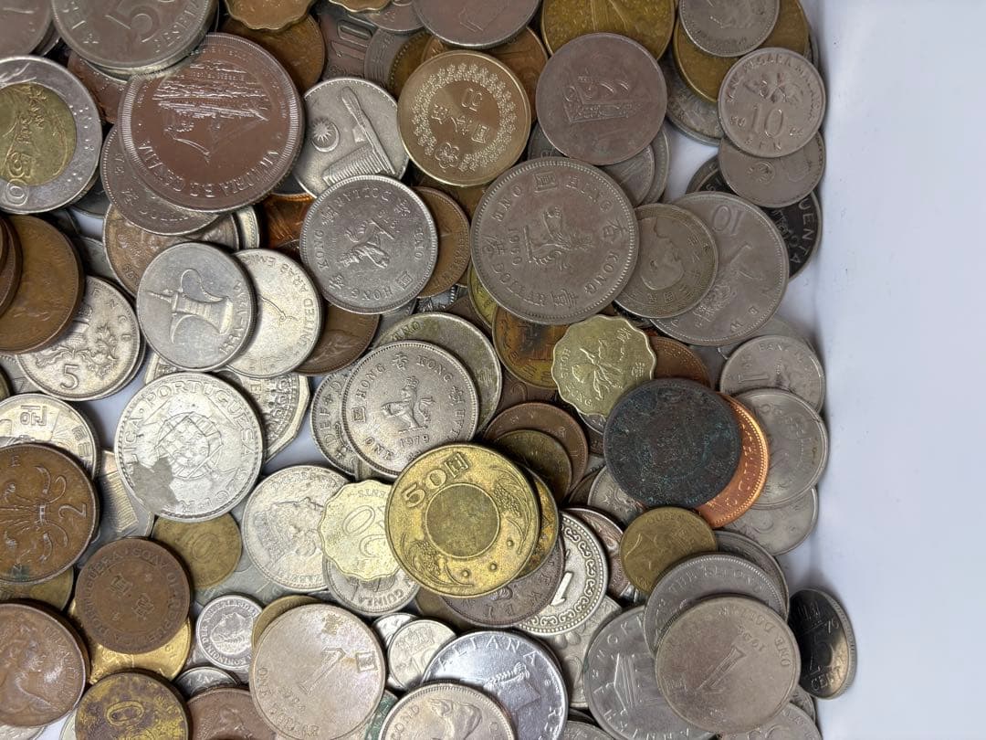 1-42 外貨まとめ　古銭　雑銭　香港ドル　中国　ペンス　ユーロ総重量2.5キロ