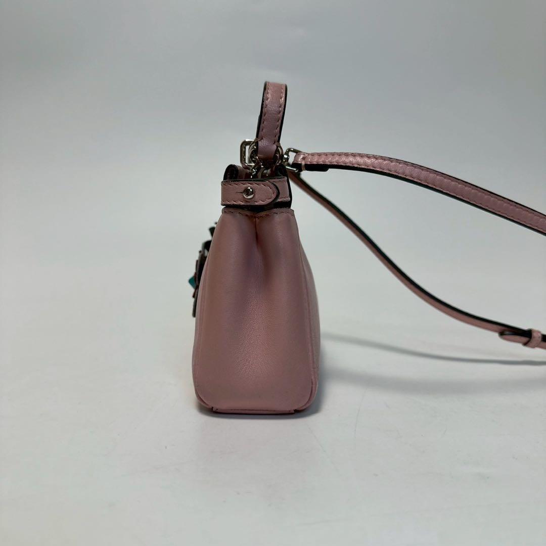 o52【極美品】保存袋付　フェンディフラワーマイクロピーカブ2wayショルダー.