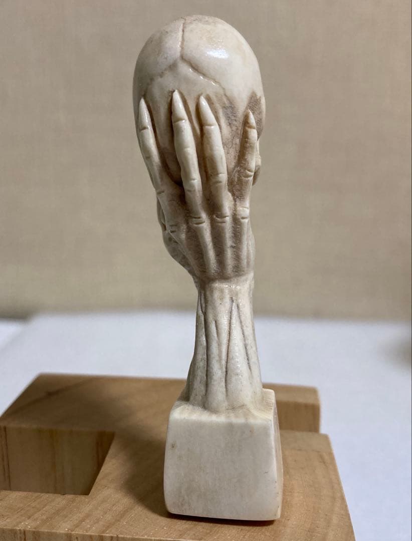 天然素材　アンティーク　髑髏彫刻　根付　置物