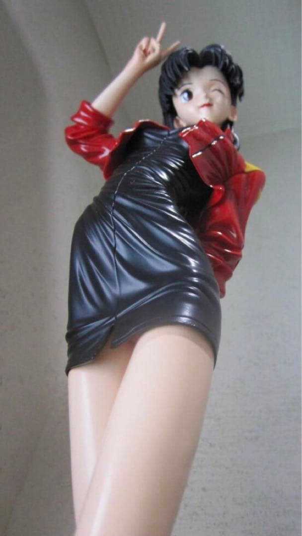 葛城ミサト　アミエグランデ　フィギュア　大型