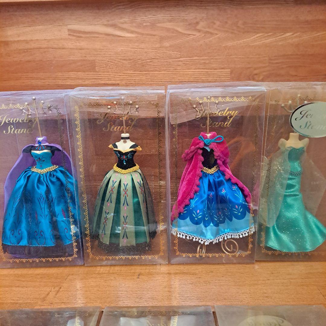 ディズニープリンセス　アクセサリースタンド　ドレススタンド　19点セット